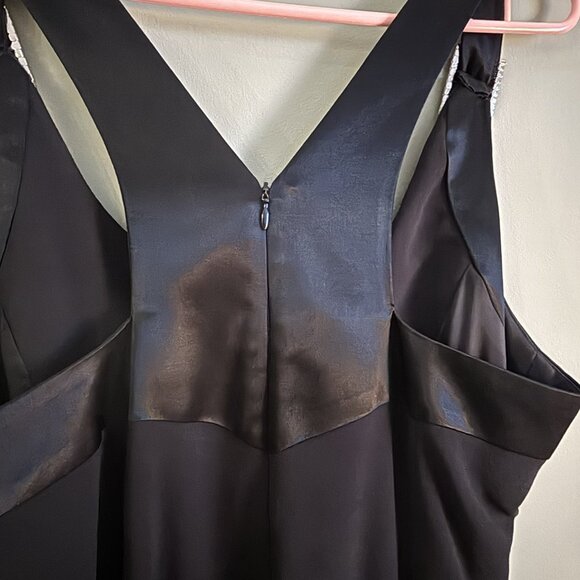 Black Evening Gown - Picture 4 of 4